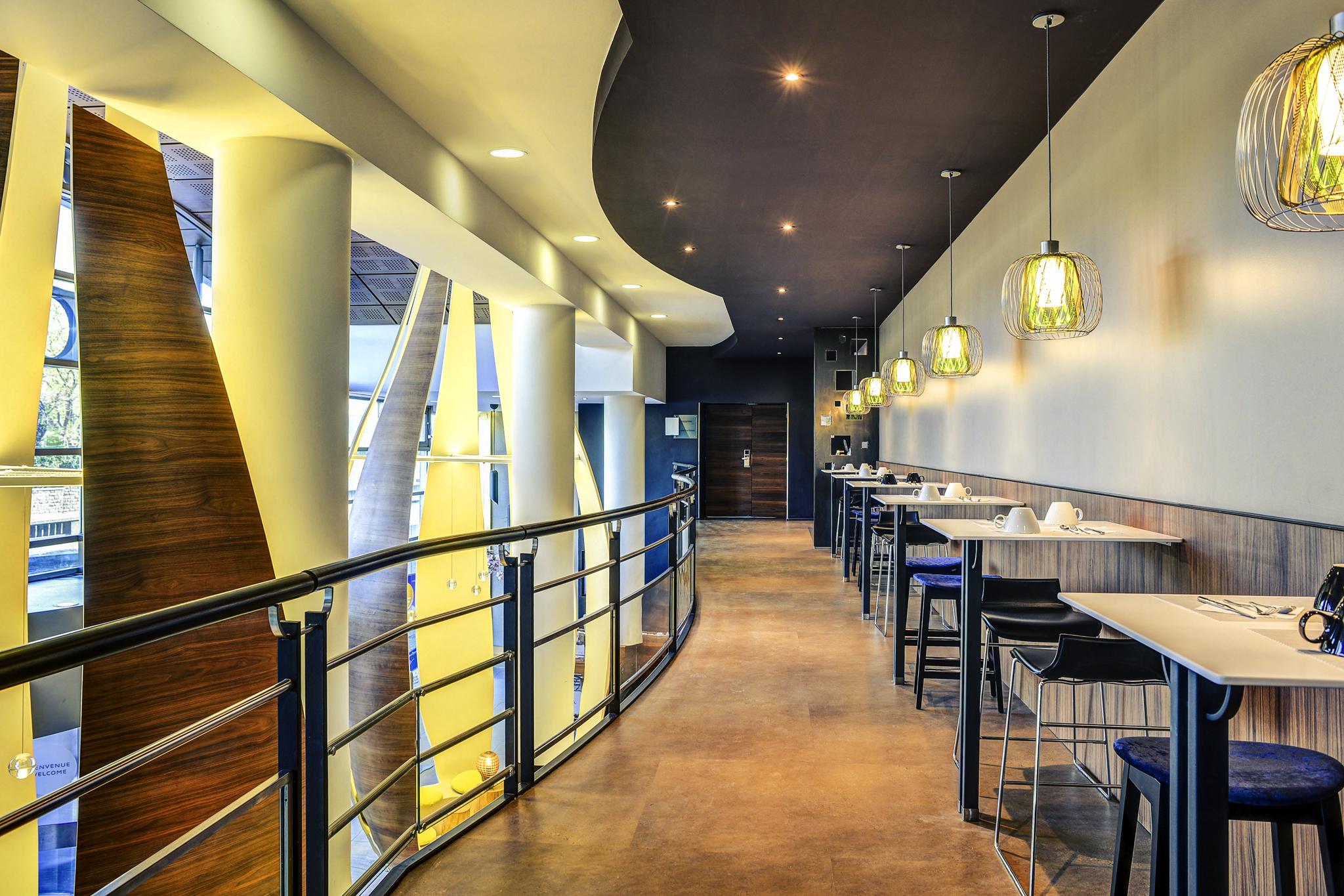 โนโวเทล ปารีส 14 ปอร์ต ดอร์เลอ็อง Hotel ร้านอาหาร รูปภาพ
